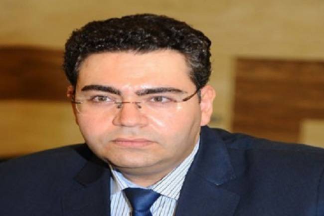 وزير الاقتصاد الأسبق همام الجزائري يستقيل من مجلس إدارة سيريَتل