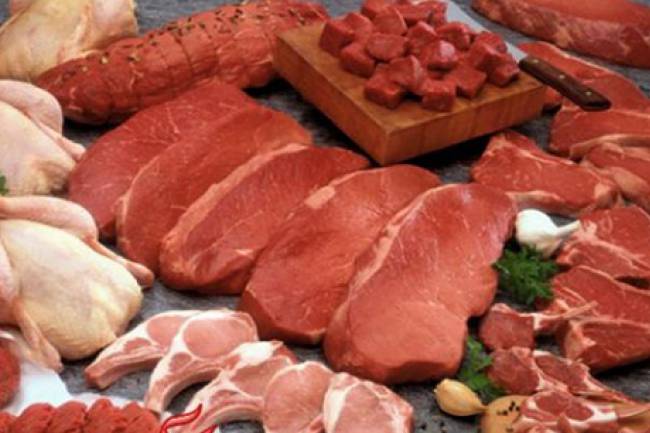 خطة حكومية لخفض أسعار اللحوم الحمراء والبيضاء في الأسواق قريباً