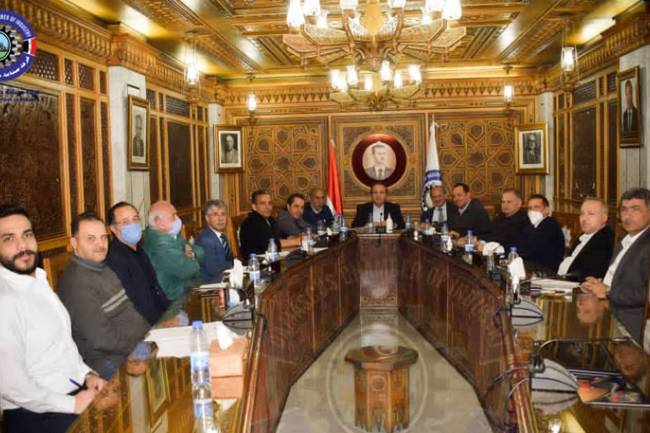 لجنة التصدير بغرفة صناعة دمشق تناقش إقامة معرض دائم للمنتجات السورية بالعراق وتطالب بتسهيل الحصول على دعم التصدير 