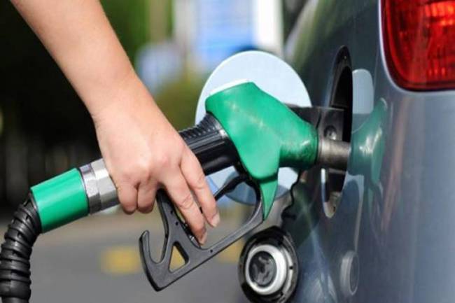 محروقات : 6 كازيات في دمشق وريفها ستبيع البنزين والمازوت بسعر الكلفة وخارج البطاقة الذكية 