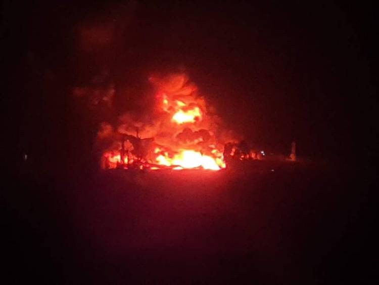 حريق ضخم في منشأة الحافظ لصناعة الدهانات بمنطقة الكسوة في ريف دمشق 